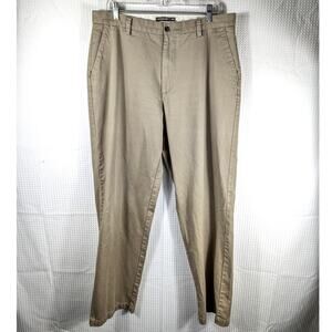 Dockers D3 36x34 Men’s Classic Fit Khaki Chino Pants Cotton Straight Leg Casual